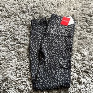 Spanx leggings leopard grey